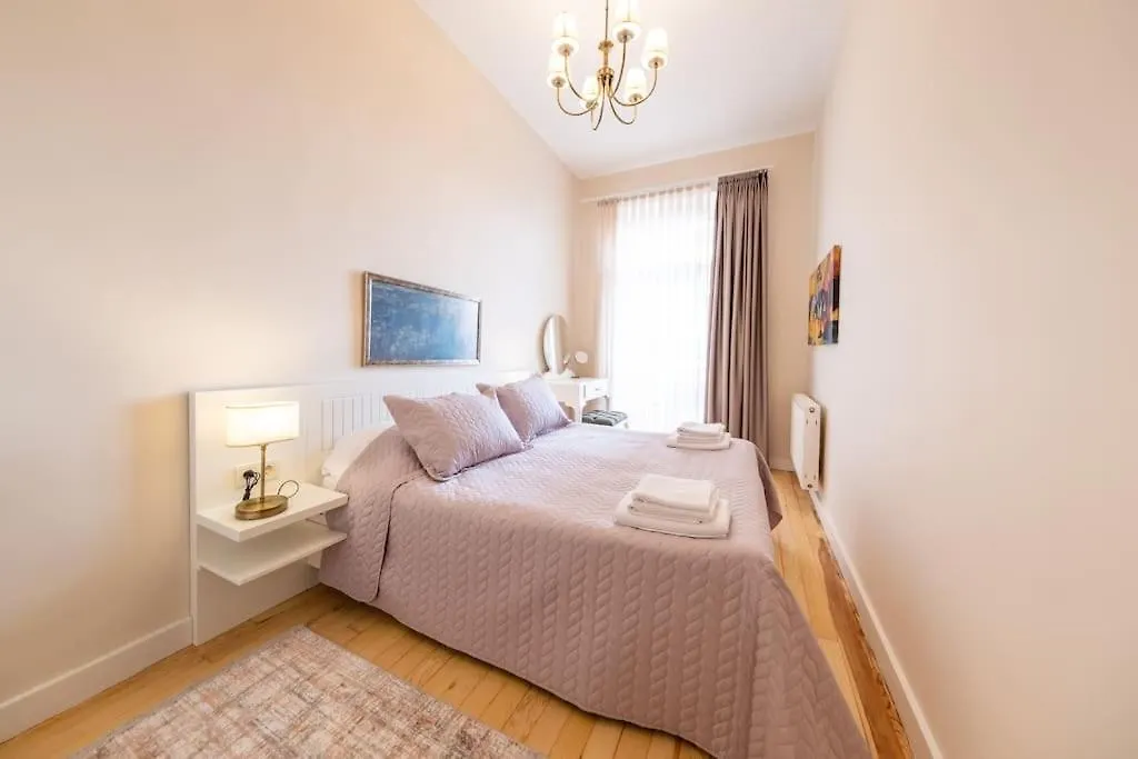 Apartment Elegant, Spacious, Quiet 3Br Near Historic Center Istanbul